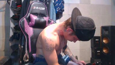 TrapMasterB live cam on Cam4