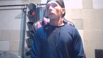 TrapMasterB live cam on Cam4