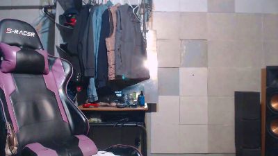 TrapMasterB live cam on Cam4