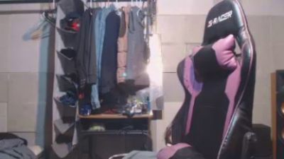 TrapMasterB live cam on Cam4