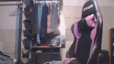 TrapMasterB live cam on Cam4