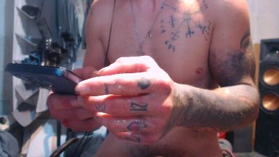 TrapMasterB live cam on Cam4