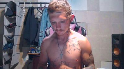 TrapMasterB live cam on Cam4