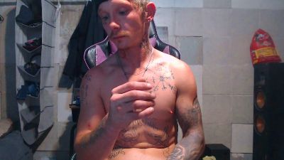 TrapMasterB live cam on Cam4