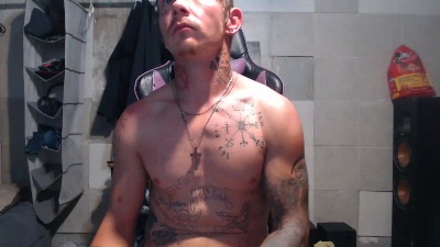 TrapMasterB live cam on Cam4