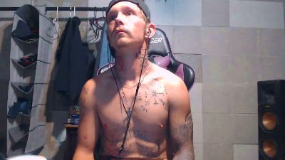 TrapMasterB live cam on Cam4