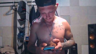 TrapMasterB live cam on Cam4