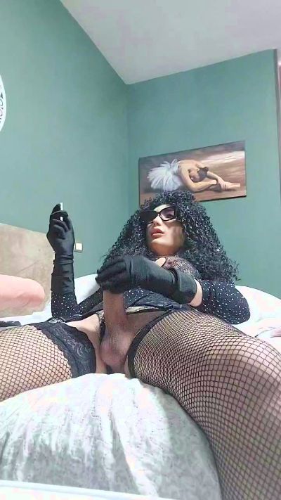 Travesta2020 live cam on Cam4