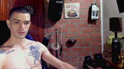 Travis_rxxx live cam on Cam4