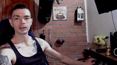 Travis_rxxx live cam on Cam4