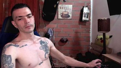 Travis_rxxx live cam on Cam4
