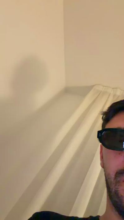 Travo23cm webcam bărbat live din Italia