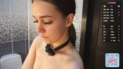 TresaSeledon live cam on Cam4