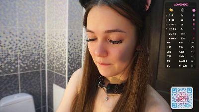 TresaSeledon live cam on Cam4
