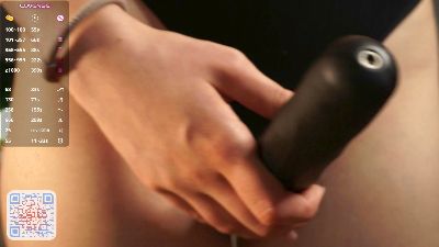 TresaSeledon live cam on Cam4