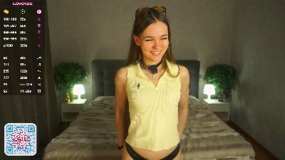 TresaSeledon live cam on Cam4