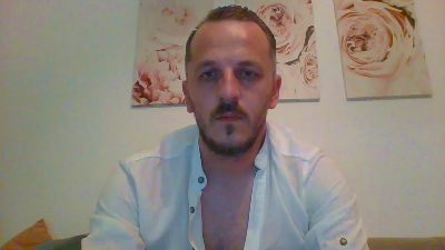 Tricktrick88889 live cam on Cam4