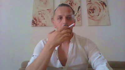 Tricktrick88889 live cam on Cam4