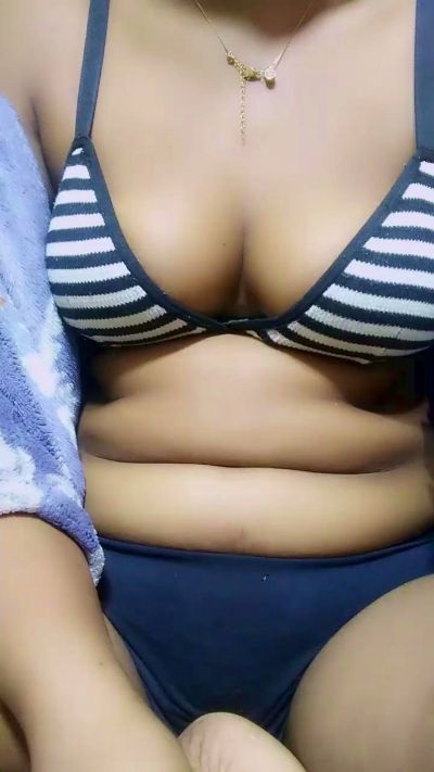 Trida live cam on Cam4