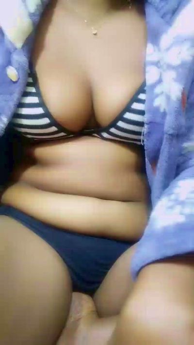 Trida live cam on Cam4