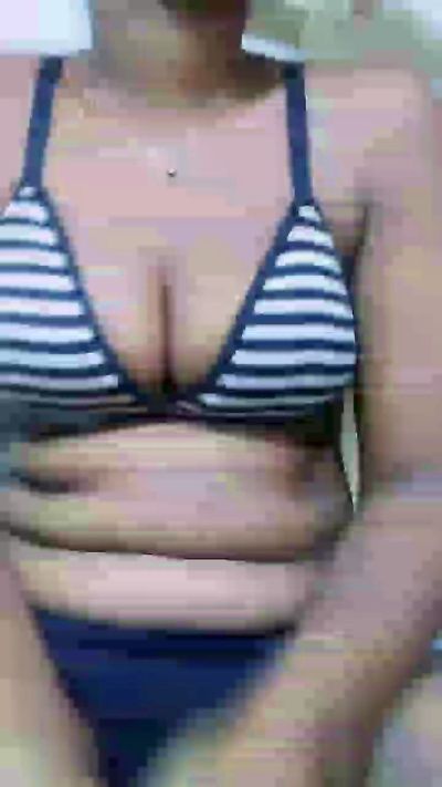 Trida live cam on Cam4
