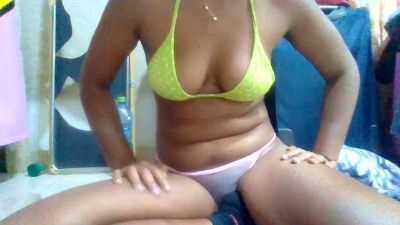 Trida live cam on Cam4