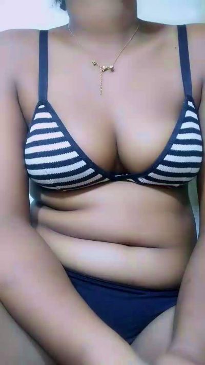 Trida live cam on Cam4