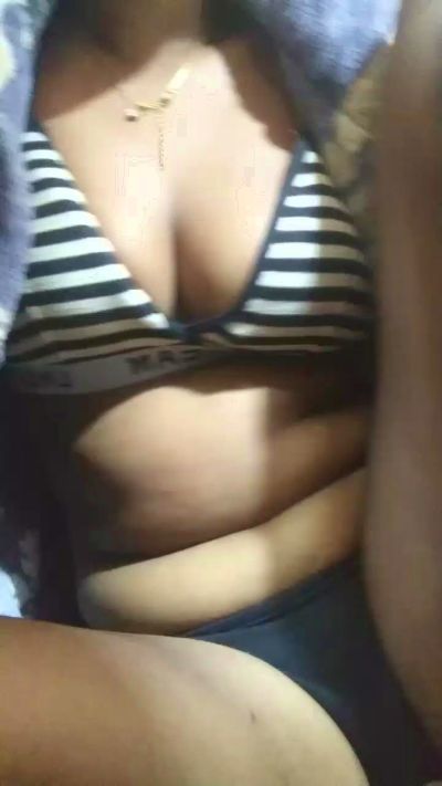 Trida live cam on Cam4