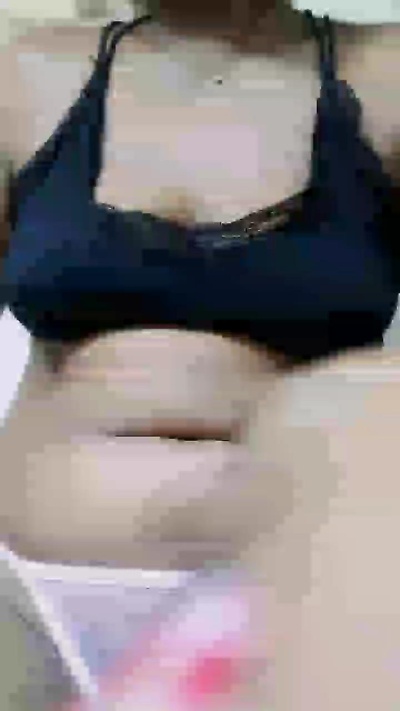 Trida live cam on Cam4