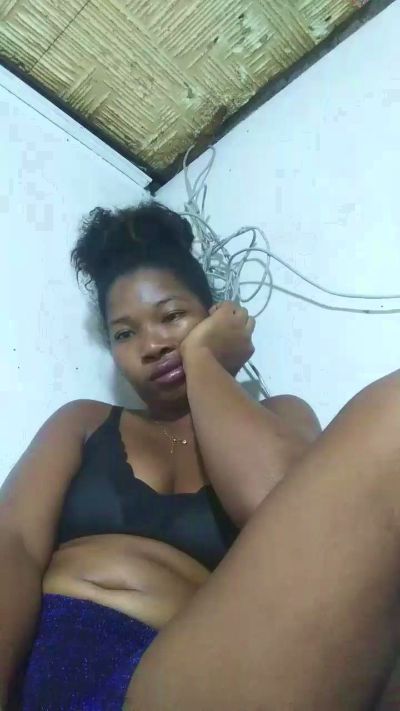 Trida live cam on Cam4