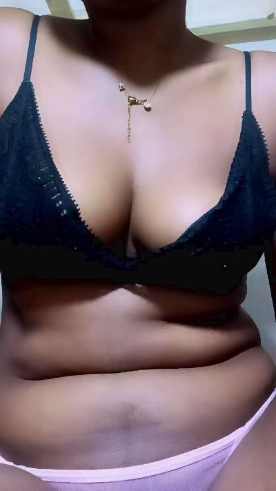 Trida live cam on Cam4