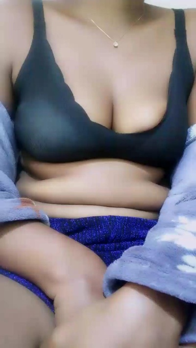 Trida live cam on Cam4