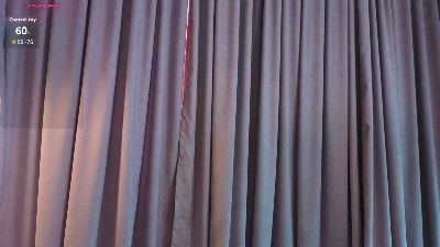 TrinaTriolo live cam on Cam4