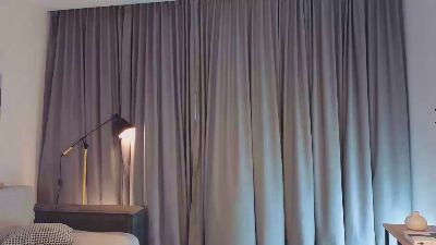 TrinaTriolo live cam on Cam4