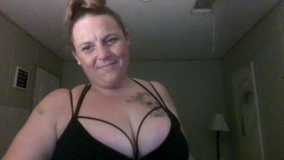 TrixieLynn69 live cam on Cam4