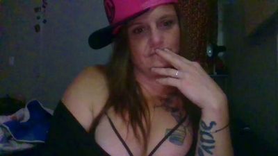 TrixieLynn69 live cam on Cam4