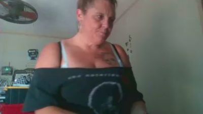 TrixieLynn69 live cam on Cam4