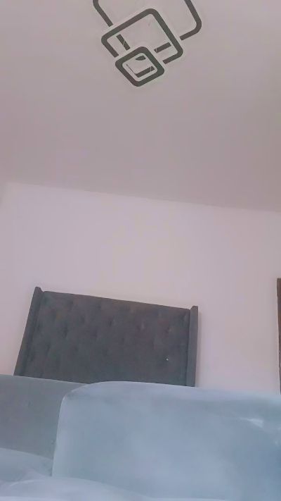 TrottieHottie1 live cam on Cam4