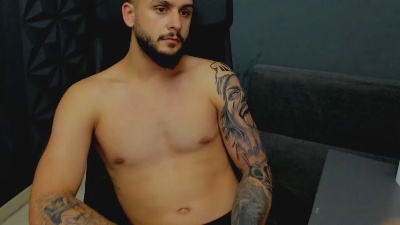 TroyWade live cam on Cam4