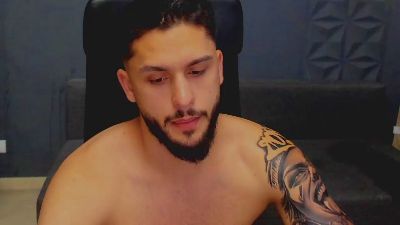 TroyWade live cam on Cam4