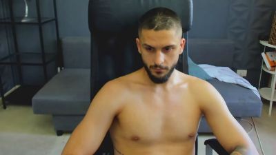 TroyWade live cam on Cam4