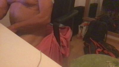 Truck1969 live cam on Cam4