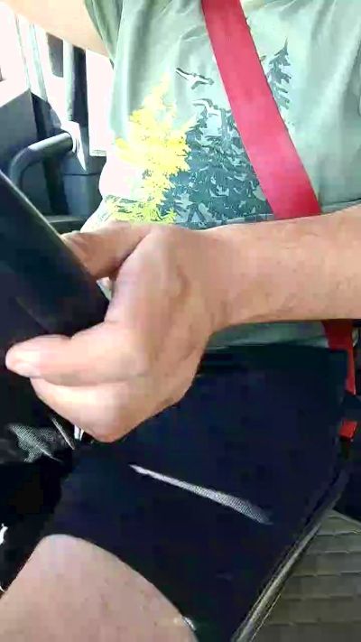 TruckerRo live cam on Cam4