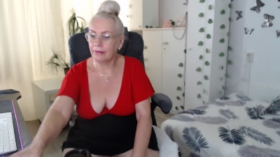 Trude666 live cam on Cam4