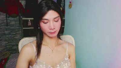 TsCumBitch live cam on Cam4