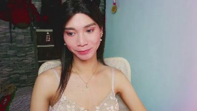 TsCumBitch live cam on Cam4