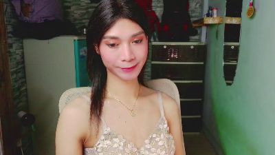 TsCumBitch live cam on Cam4