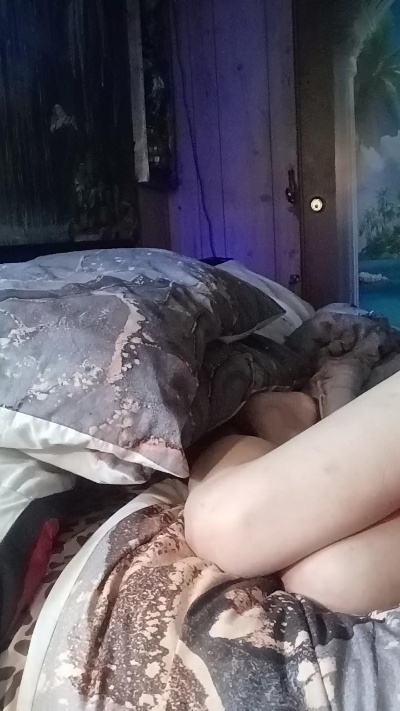 TsumaniMommi44 live cam on Cam4