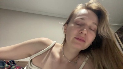 TuKausch live cam on Cam4