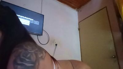 TuMoirahot live cam on Cam4